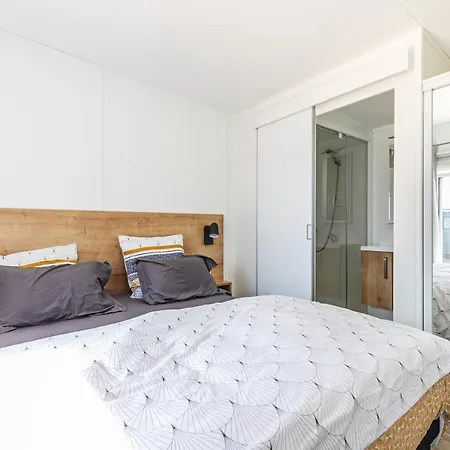 Chalé à 6 Dans Un Domaine Avec Piscine Chauffée *