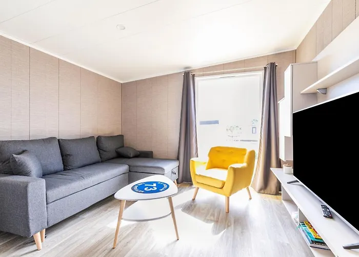 Horská chata A 6 Dans Un Domaine Avec Piscine Chauffee