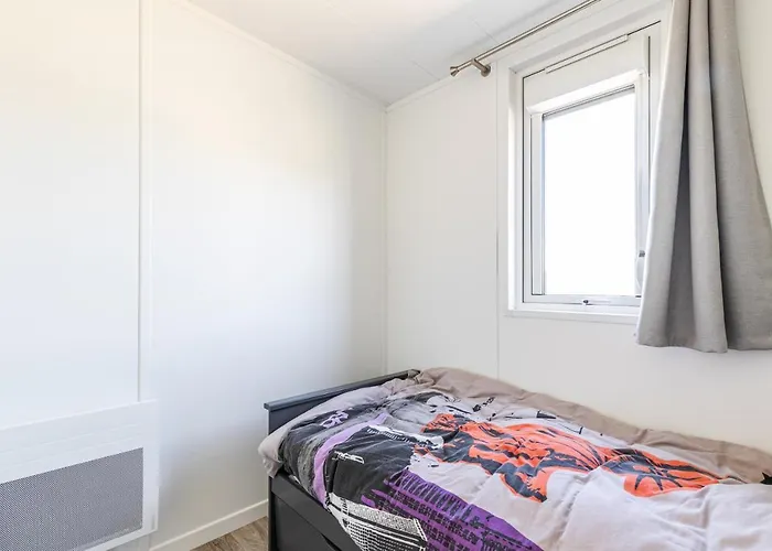 A 6 Dans Un Domaine Avec Piscine Chauffee Brétignolles-sur-Mer