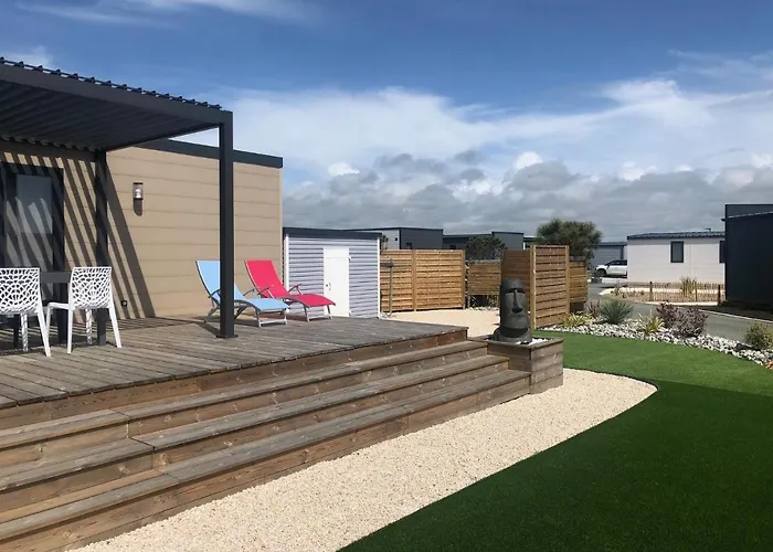 A 6 Dans Un Domaine Avec Piscine Chauffee Horská chata Brétignolles-sur-Mer